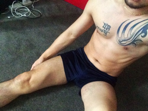melbourneasianboy:  Life is short :D