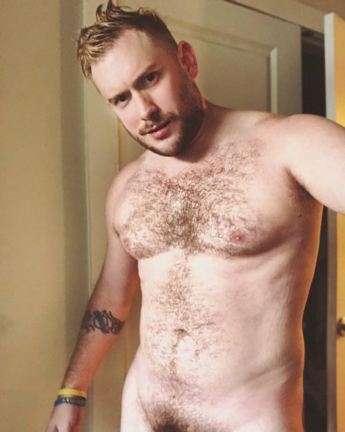 dfwgaydad:  Some of the things I like Follow