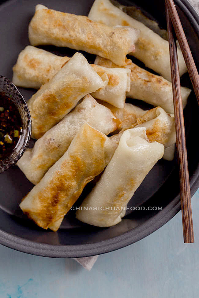 foodffs:  Vegan Spring Rolls with Shredded TaroFollow for recipesIs this how you