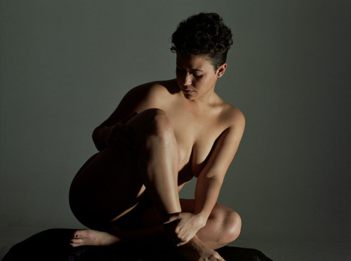 nude on box with one light (color scan)