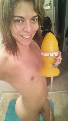 kendrasinclaire:  @kendrasinclaire Some have asked how I got such a nice butt. Maybe stretching with this toy has something to do with it? =P Started and finished with this toy today. No warm up needed. 