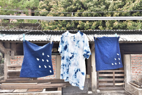 I have written about an indigo tie dye workshop in my previous post and have finally tried it myself