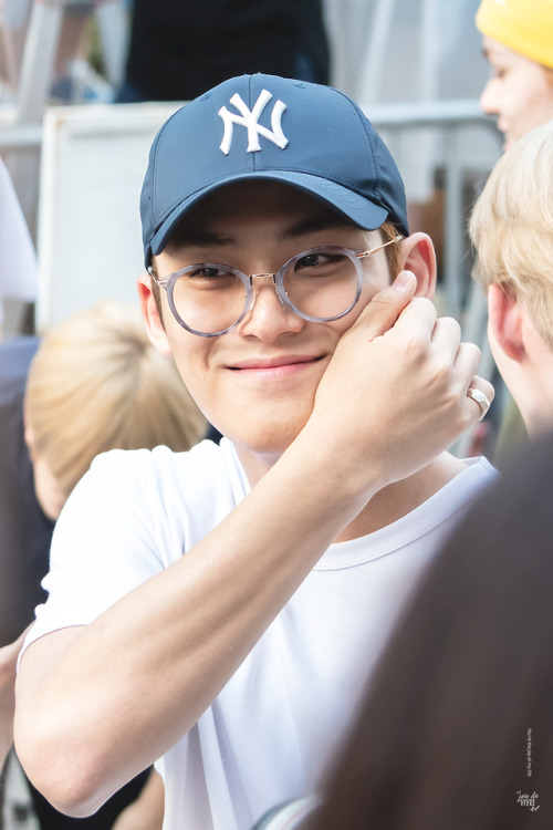 seventeen-mingyu - 180803 Seventeen Mingyuat KBS Music Bank©...