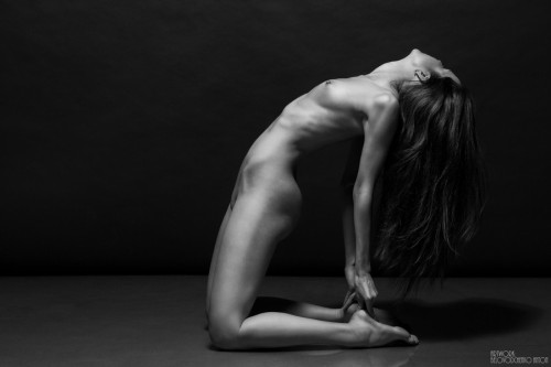 gentlekama:  bodyscape by belovodchenko