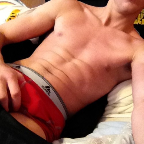 prettygayboys:  similar posts: here
