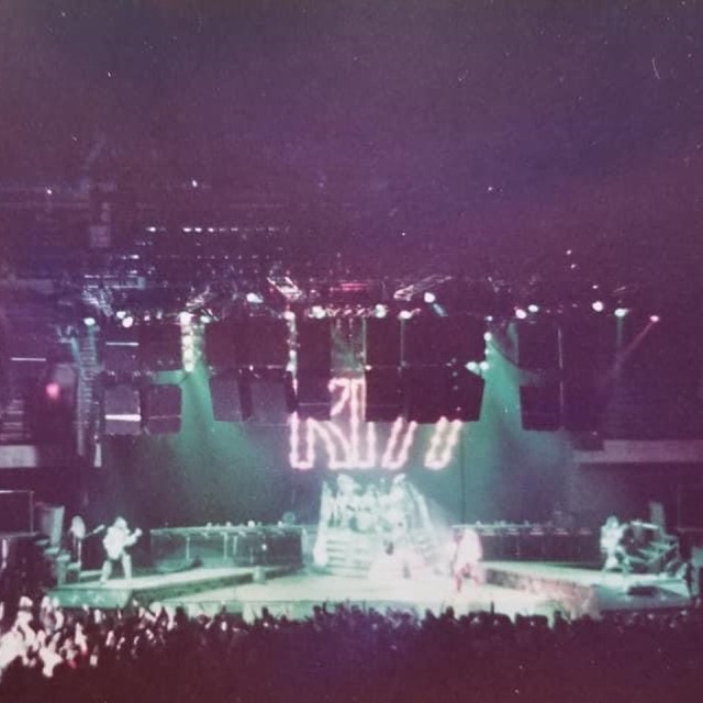 Posted @withregram • @acefrehleysshadow #Kisstory February 25, 1983Springfield, MI 🇺🇸Prairie Capitol Convention CenterPromoter: Len Trumper / Whatever ProductionOther act(s): PlasmaticsReported audience: 3,384 / 6,888 (49.13%)Set list(s):Unknown.Notes:-