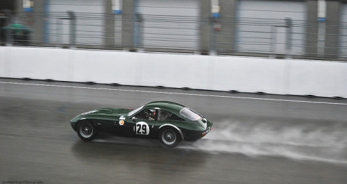carpr0n:  Starring: Morgan SLR   (by Jurriaan Vogel on Flickr.) 