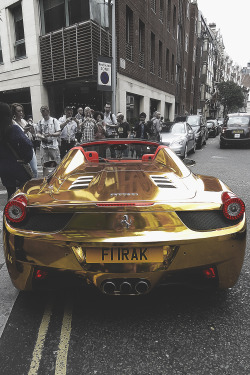 wearevanity:  Gold 458 | WAV