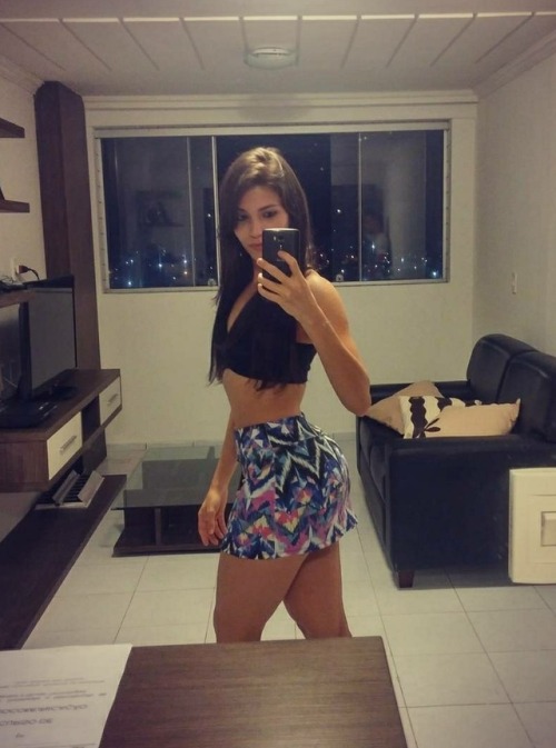 fitsexygirls:sexy and fit Samara Bezerra on instagram fitwww.instagram.com/nutricionistasama