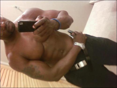 bigbigcockman:  blkbugatti:  plus1please:  Bay Area man!  Yes!  Super Hot