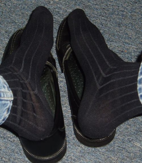sniffingsocks:  SMELL MY RANK SOCKS DUDE!!