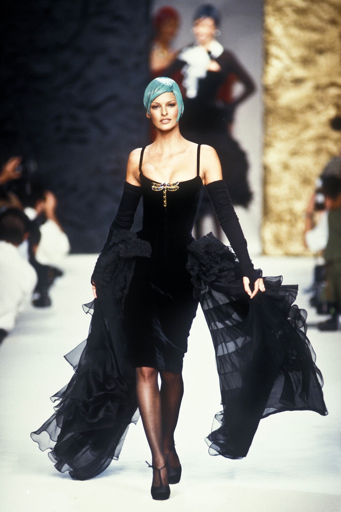 the original supermodels — Chanel - Fall 1992 Couture