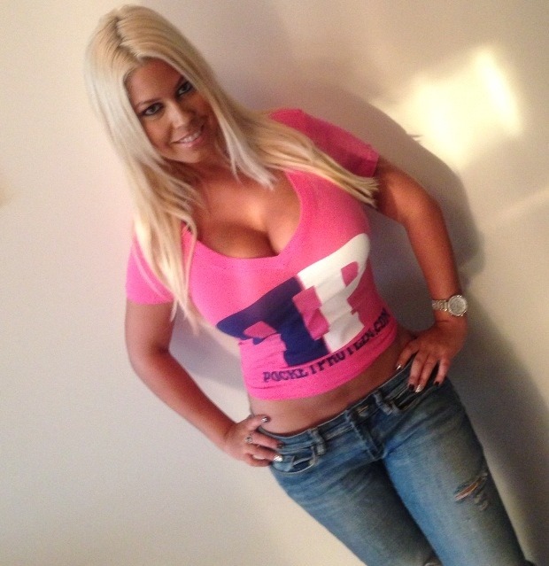 slutsbow2sir:  bimbofication-of-little-slut:  ls: bimbo fucktoys  They know what