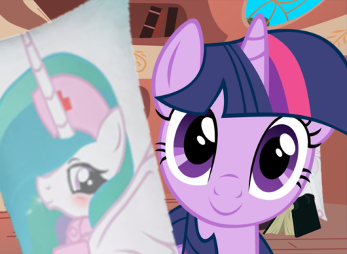askwaywardpony:  …Twilight’s weird.  lol xD