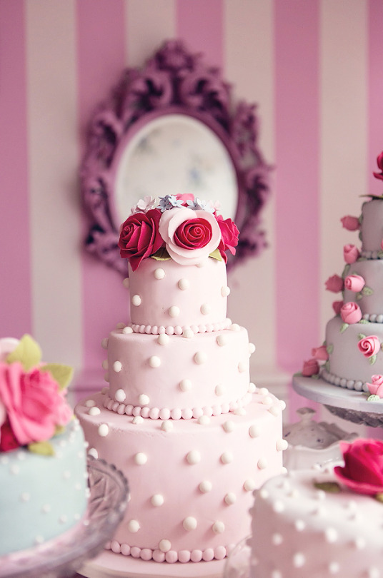 Vintage Pink Tea Party | © Sonia Collett
