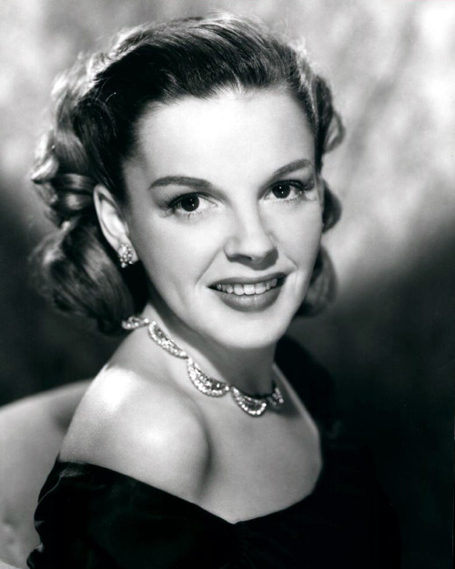 XXX Maszületettbárány: Judy Garland (1922-1969) photo