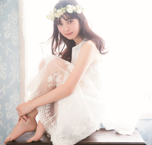 licoricewall:  佐々木希 (Nozomi Sasaki): bea’s UP - May 2014 