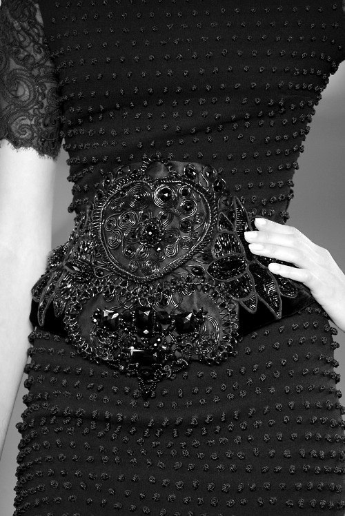 gothiccharmschool:Yes. All of this. Lace and darkly-glittering jet beads. I approve and covet wildly