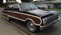 commiehook:  This is a beautiful 1962 Ford