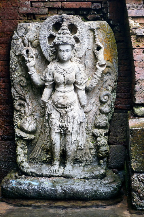 Devi at Candi Belahan, Java,photo by Anandajoti Bhikkhu
