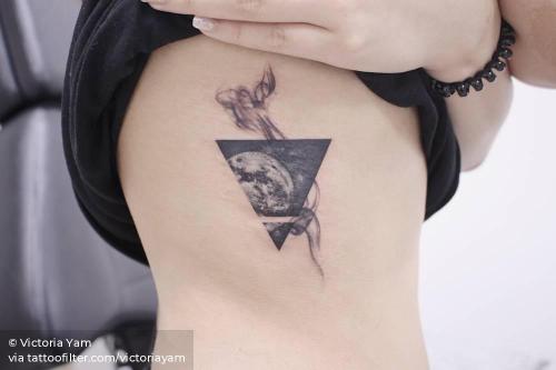 By Victoria Yam, done in Hong Kong. http://ttoo.co/p/34188 astronomy;facebook;full moon;geometric shape;illustrative;medium size;moon;nature;rib;smoke;triangle;twitter;victoriayam