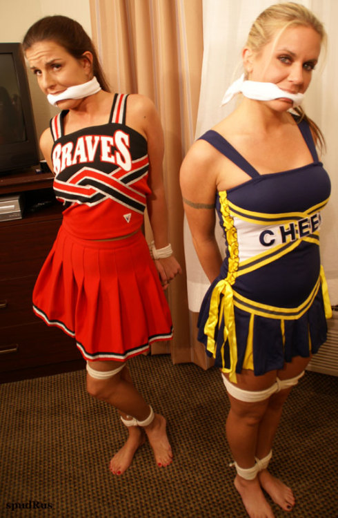 cheerleadersindistress:  Bring it Bound