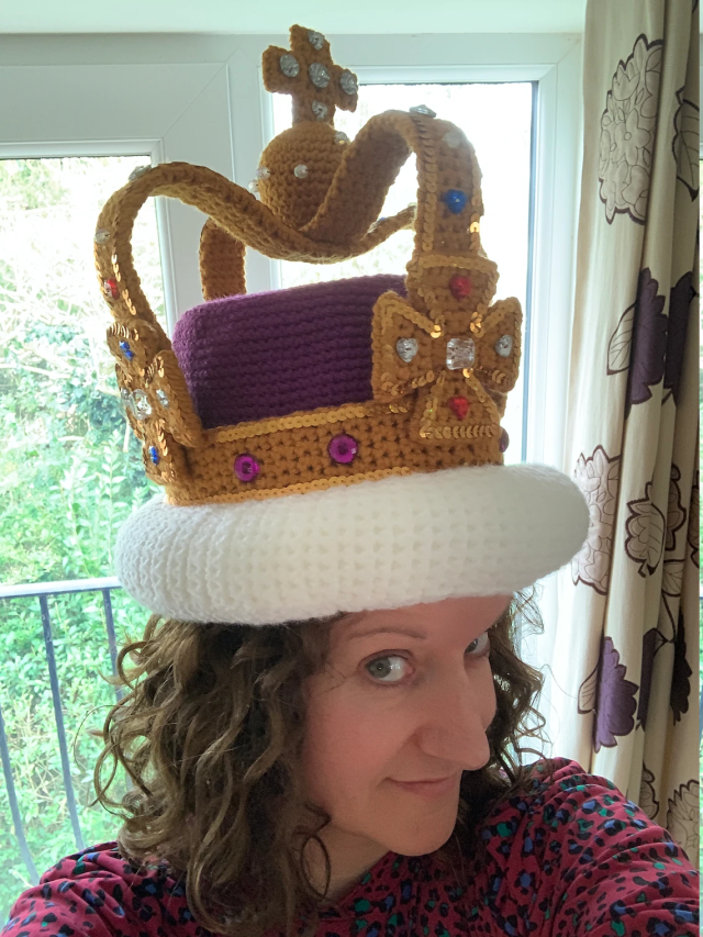 Laura Sutcliffe's Crochet Replica Of The Coronation Crown Is Jaw-dropping ... and Yes, There's a Pattern! 👉...