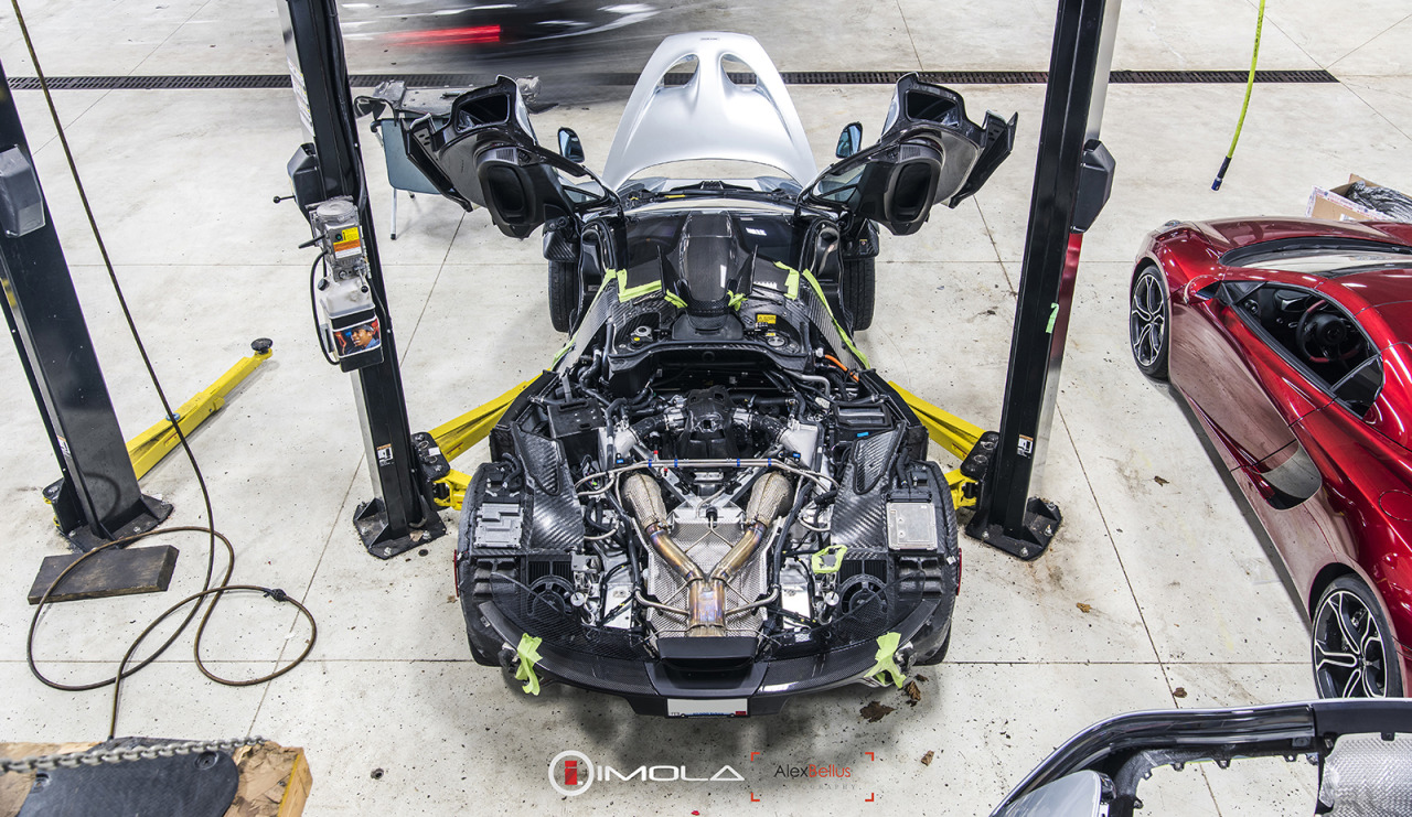 mclaren-soul:  Great shots of a McLaren P1 stripped down. More here 