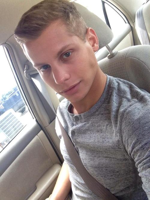 letmetakeadicpic:  ju68:  Take a look, Enjoy !!! http://ju68.tumblr.com / @FUCKYEAHju68  Nothing better than a guy showing off what he’s got! If you’d like to add your own submit or send them to letmetakeadicpic@gmail.com