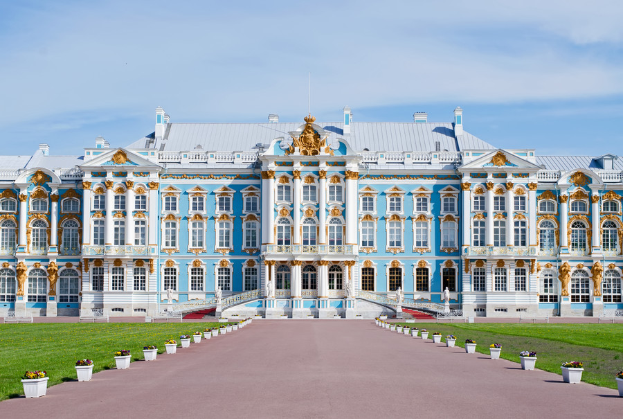 travel-seekers:  21 Most Amazing Castles From Around The World 