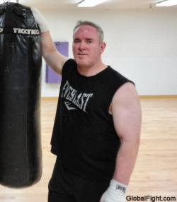 Wrestlerswrestlingphotos:  Boxing Workout Gym Globalfight Profile