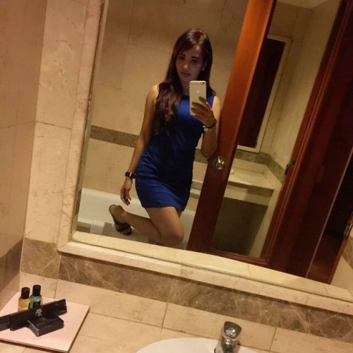 filcams:The cam girl I met in Manila. She went to the bathroom once we were back at the hotel and se