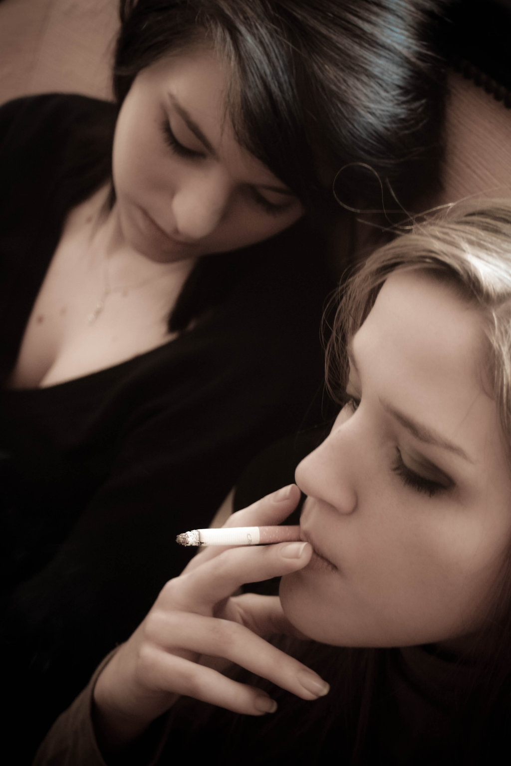 To the sexiest smokers ever