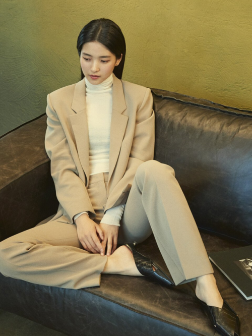 shesnake:Kim Tae-ri for Frontrow, 2019
