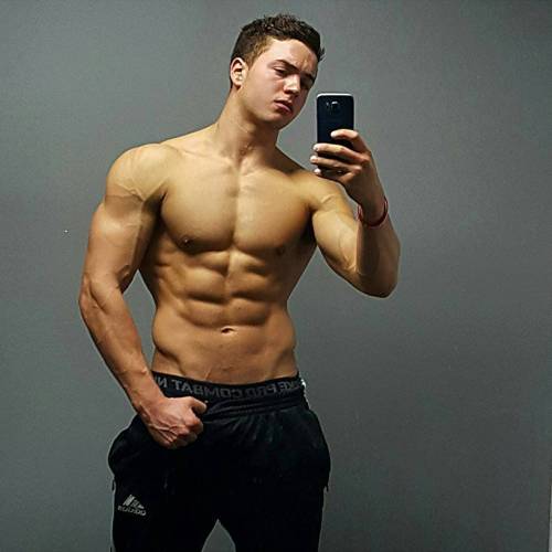 lumbrjax:  Instagram user @fellgyflex http://ift.tt/1TLstUJ 