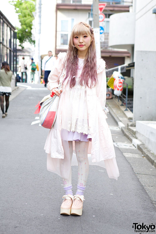 Merumo on the street in Harajuku with lilac hair, pastel resale fashion, Nile Perch tights, and Toky