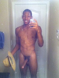 nudeselfshots-blackmen.tumblr.com post 57482195950