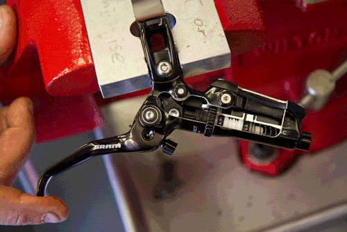 chirosangaku:  SRAM Guide Brakes to Replace Current Trail Models - NSMB.com
