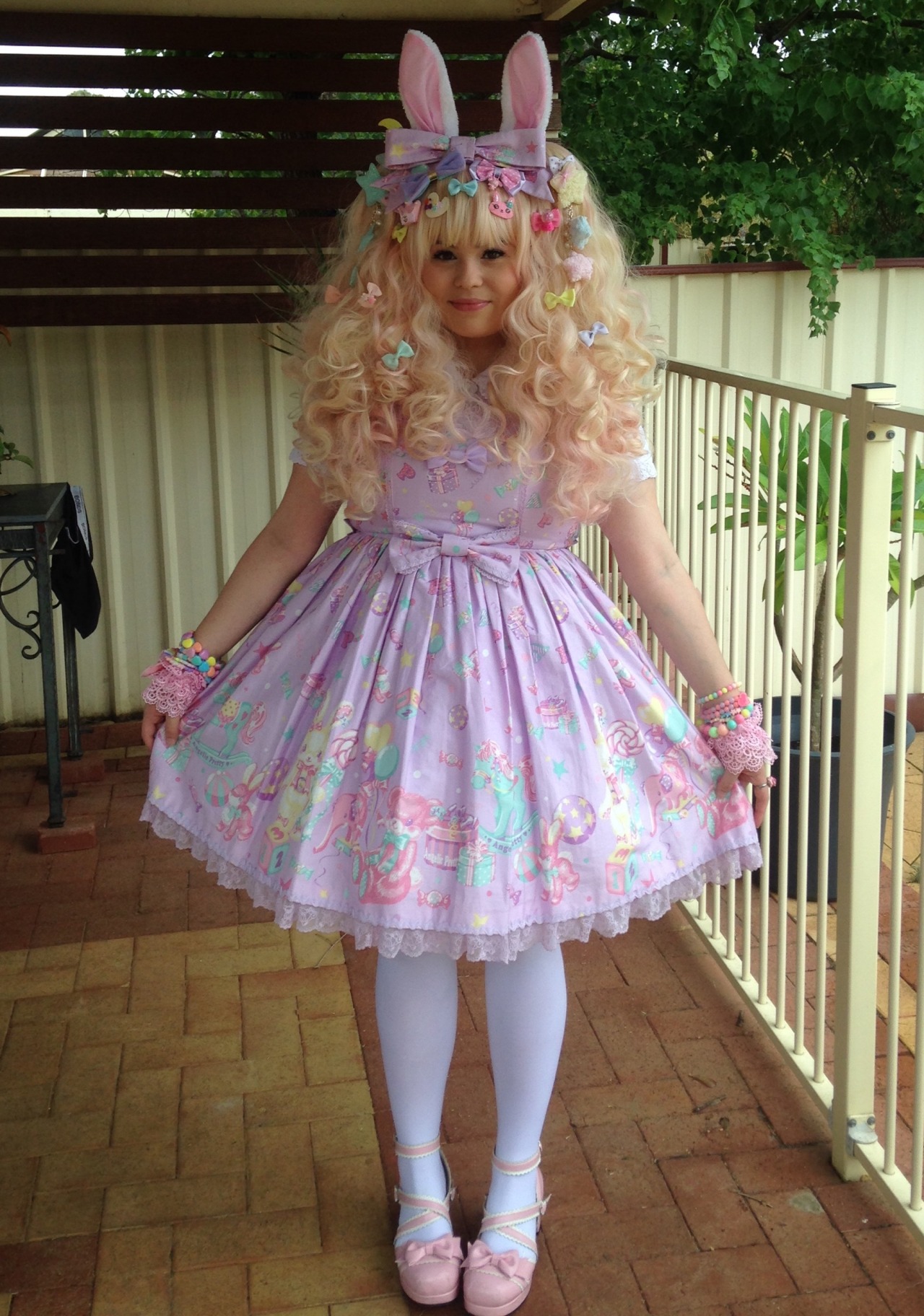 radsham:  Cute Lolita Besties at Easter! ✨🐰✨ @riddlemall 