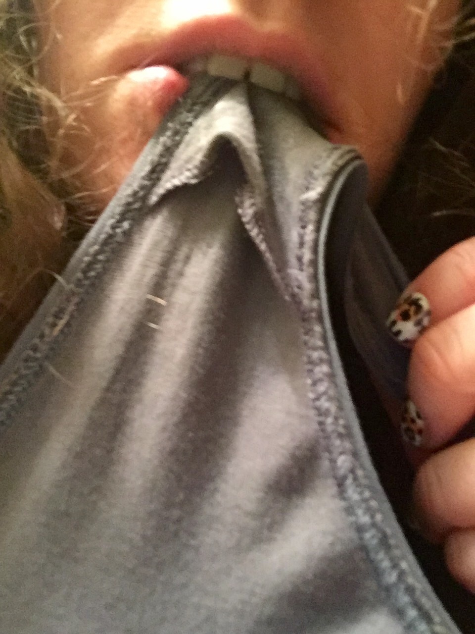 scentofpanties:  jigglybeanphalange:  Hump day panties! Seeing the wetness in my