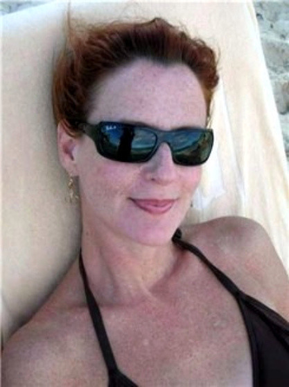 clintswoodie:  Sexy Wendy  Love the smirk.  Its like she KNOWS all the young guys