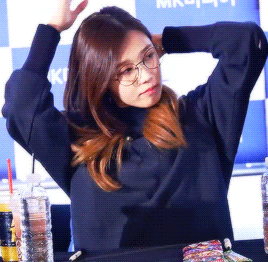 eunjieveryday:  Eunji Potter🤓 