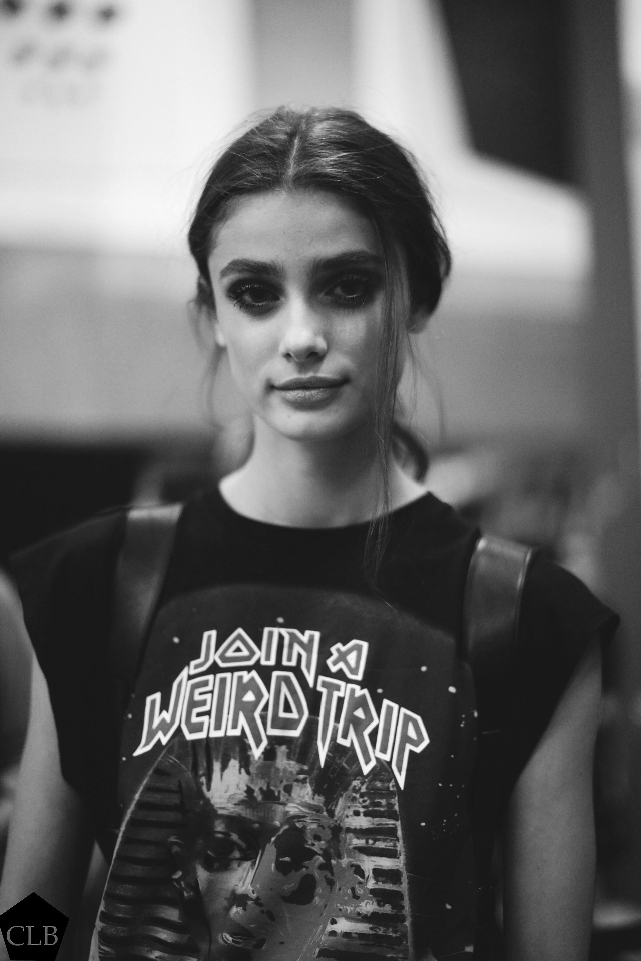 amy-ambrosio:  Taylor Marie Hill after Paul and Joe S/S 2015, PFW by carolinelevybencheton.