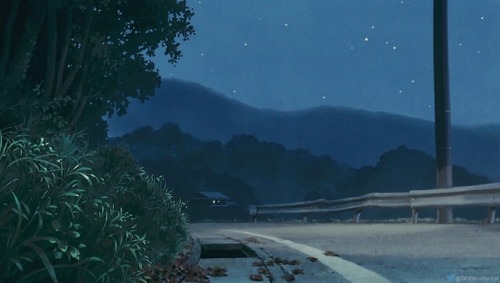 ghibli-collector:Night / Studio Ghibli’s Pom Poko / Art Direction Kazuo Oga / Director Isao Takahata
