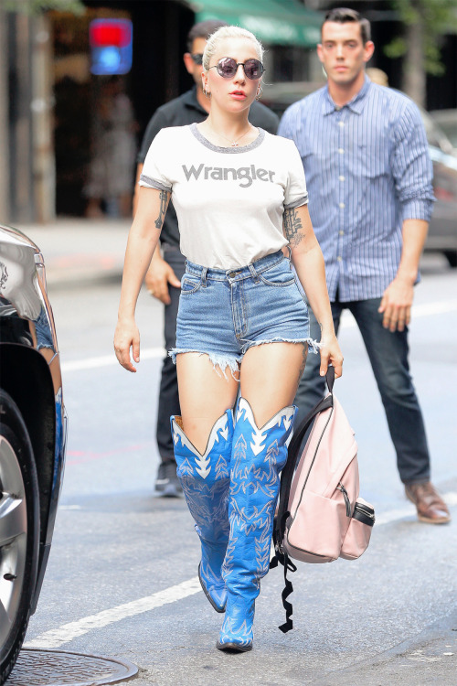 ladyxgaga: August 16th, 2016: Lady Gaga arriving at a recording studio in New York City