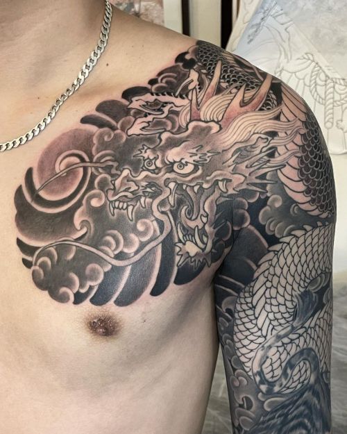 In progress • @strictlytattoostudio #tattoo #tattoos #irezumi #刺青 #wabori #和彫 #strictlytattoost