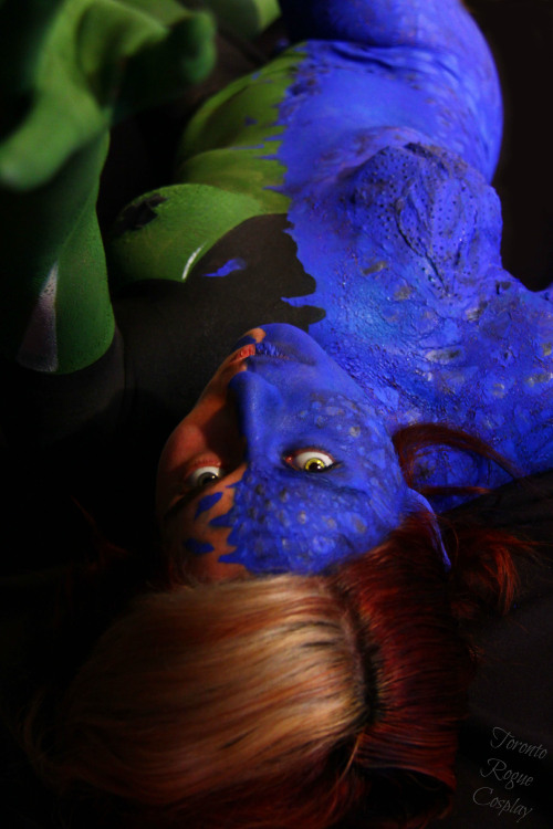 comicbookcosplay: Is it Mystique transforming into Rogue? Or Rogue having absorbed Mystique’s 