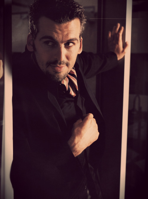 potentiallydead: servus-jesu: Oded Fehr - Razor Photoshoot He needs to be the lead in more things.