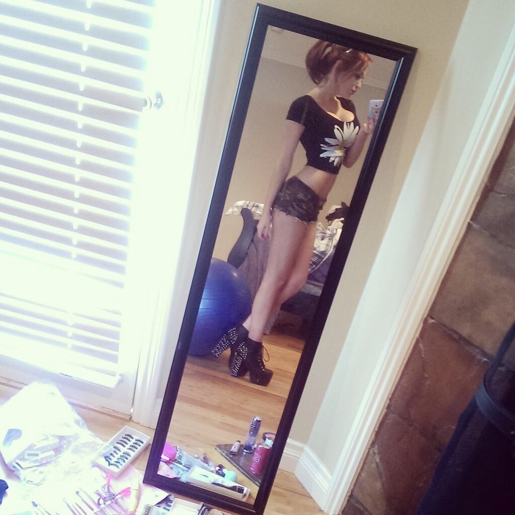 infinity-on-urie:  I literally have the biggest woman crush on Mary Thomson aka SuperMaryFace