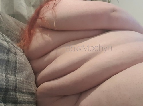 bbwmochyn:I can’t help but be super porn pictures